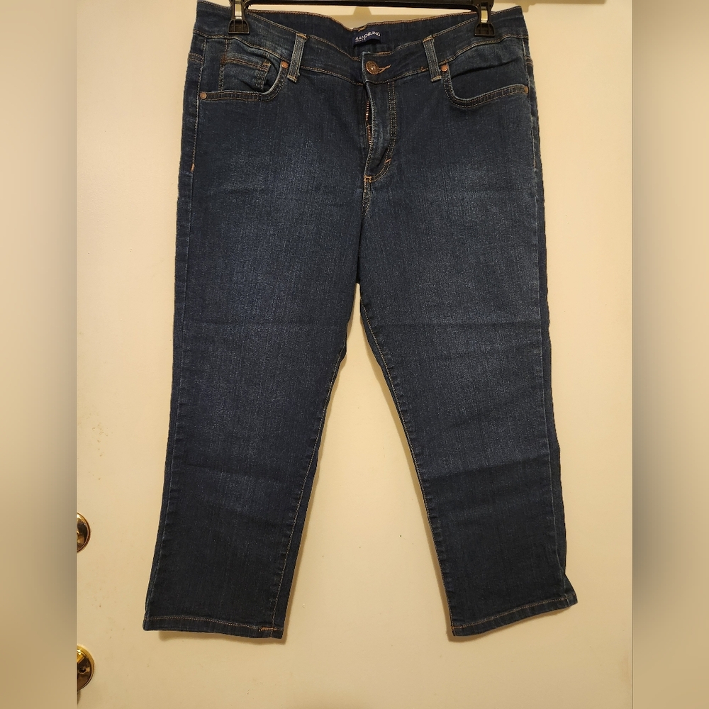 Bandolino Women's cropped Jeans
